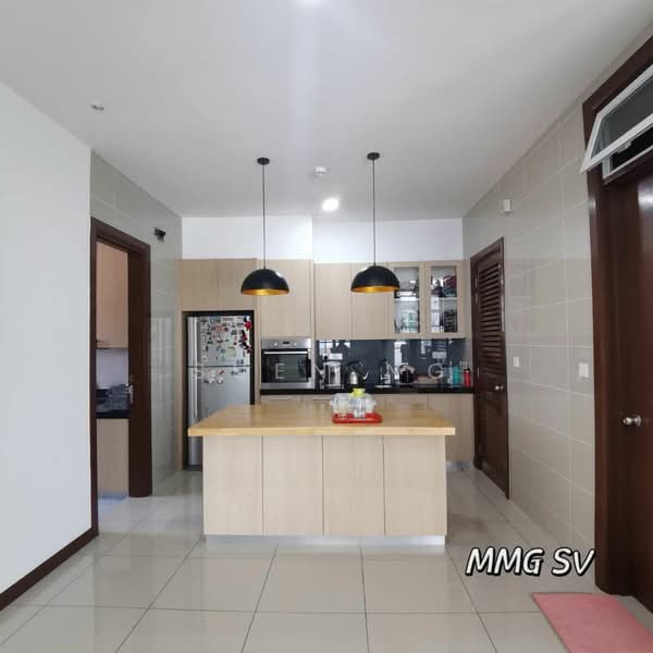 Rumah Berkembar untuk Dijual di Setia Eco Park (Setia Alam) - Suen Ng - Kitchen - PropertyGuru.com.my