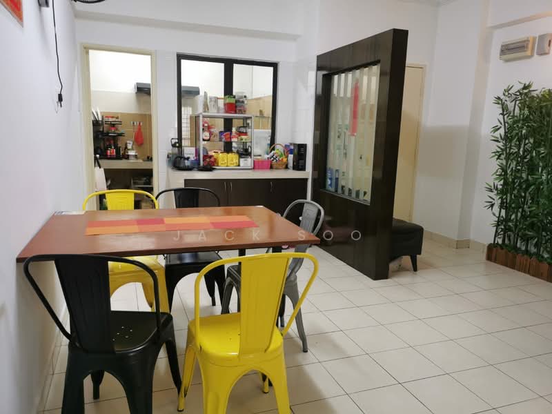 Kondominium untuk Dijual di Glen View Villa - Jack Soo - Dining Room - PropertyGuru.com.my