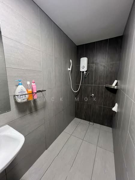 Service Residence for Rent at The New Duo @ Edumetro - Nick Mok - Bathroom - PropertyGuru.com.my