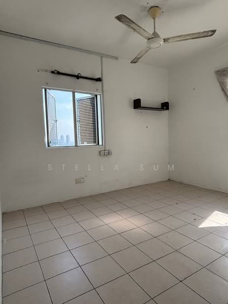 Servis Apartment untuk Dijual di Casa Subang - Stella Sum - Bedroom 3 - PropertyGuru.com.my