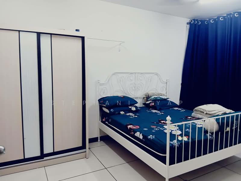 Pangsapuri untuk Dijual di Larkin Residence Phase 2 - Stephanie Yap - Bedroom - PropertyGuru.com.my