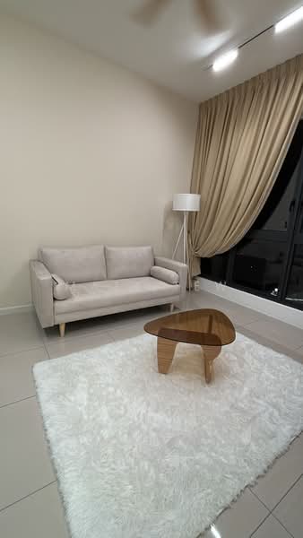 Servis Apartment untuk Disewa di Sunway Belfield - Matt Tew - Living Room - PropertyGuru.com.my