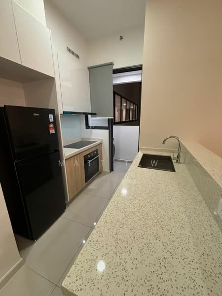 Servis Apartment untuk Disewa di Sunway Belfield - Matt Tew - Kitchen - PropertyGuru.com.my