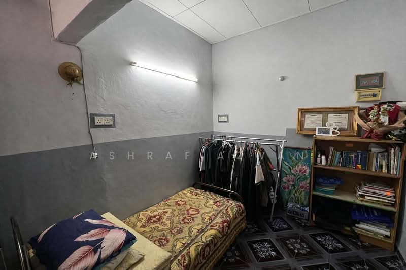 Rumah Teres 2 Tingkat untuk Dijual di Kepala Batas (Penang) - Ashraf Azwan - Bedroom - PropertyGuru.com.my