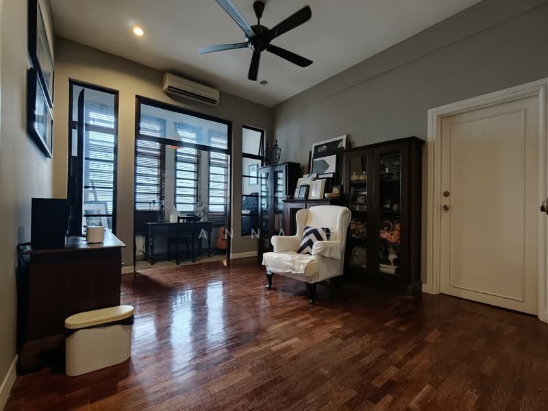 Rumah Berkembar untuk Dijual di Taman Yarl (Jalan Klang Lama (Old Klang Road)) - Anna H - Living Room - PropertyGuru.com.my