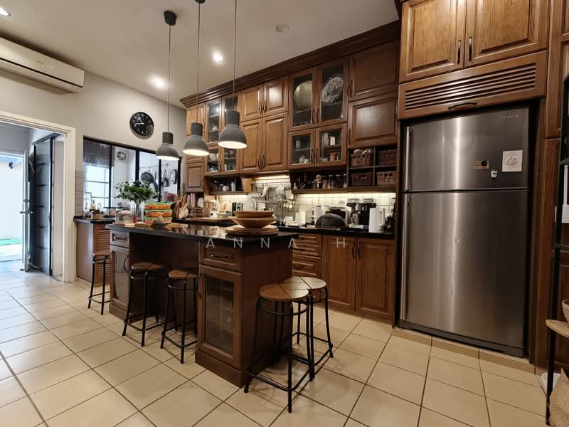 Rumah Berkembar untuk Dijual di Taman Yarl (Jalan Klang Lama (Old Klang Road)) - Anna H - Kitchen - PropertyGuru.com.my