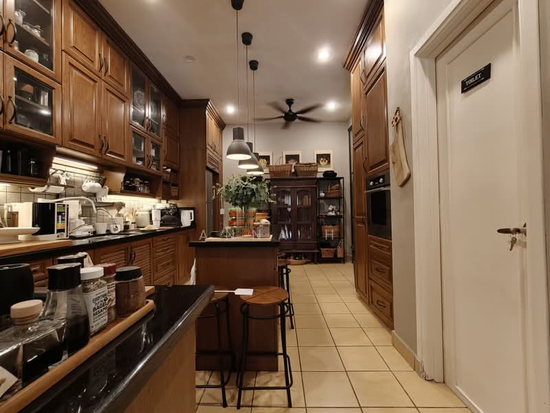 Rumah Berkembar untuk Dijual di Taman Yarl (Jalan Klang Lama (Old Klang Road)) - Anna H - Kitchen - PropertyGuru.com.my