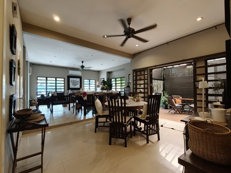 Rumah Berkembar untuk Dijual di Taman Yarl (Jalan Klang Lama (Old Klang Road)) - Anna H - Living Room - PropertyGuru.com.my