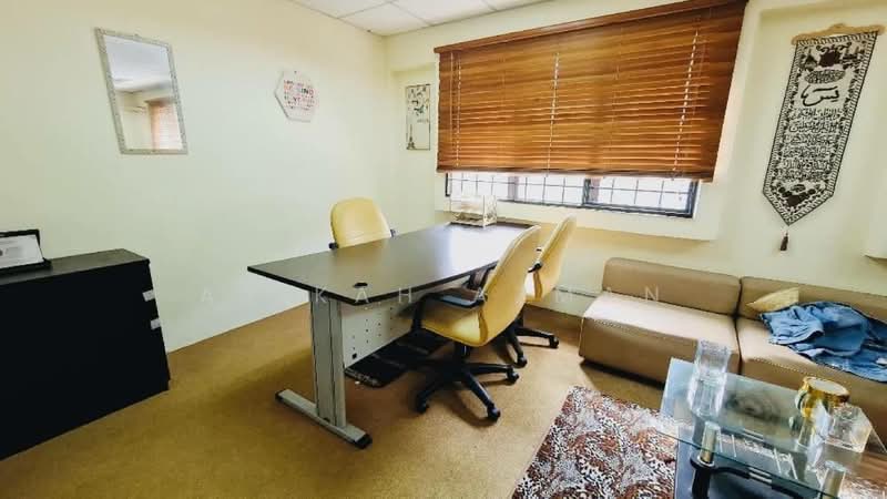 Shop / Office for Sale in Ampang (Selangor) - Atikah Azman - Study - PropertyGuru.com.my
