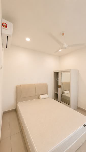 Service Residence for Rent at Dorsett Waterfront Subang - LAWRENCE LIEW - Bedroom - PropertyGuru.com.my