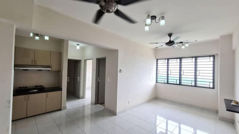 Servis Apartment untuk Dijual di Main Place Residence - Stella Sum - Living Hall - PropertyGuru.com.my