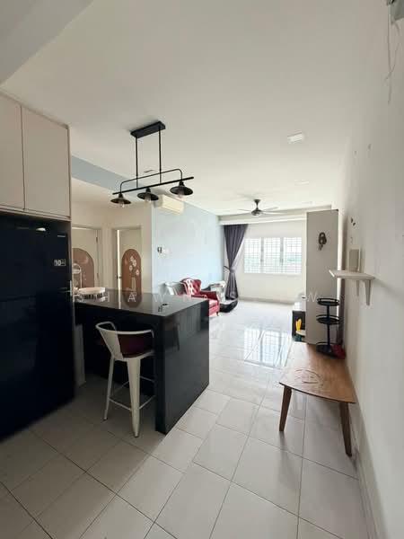 Pangsapuri untuk Dijual di Kemuning Aman - Shawn Seow - Living Room - PropertyGuru.com.my