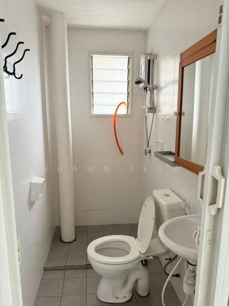 Pangsapuri untuk Dijual di Kemuning Aman - Shawn Seow - Bathroom - PropertyGuru.com.my