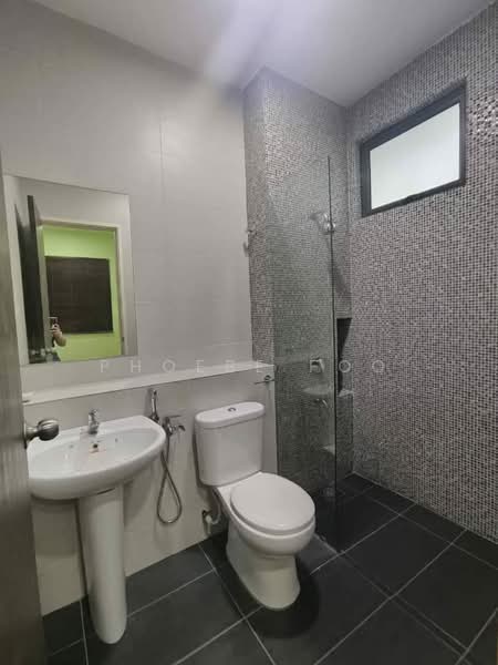 Semi-Detached House for Sale in Setia Eco Gardens (Gelang Patah) - Phoebe Foo - Bathroom - PropertyGuru.com.my