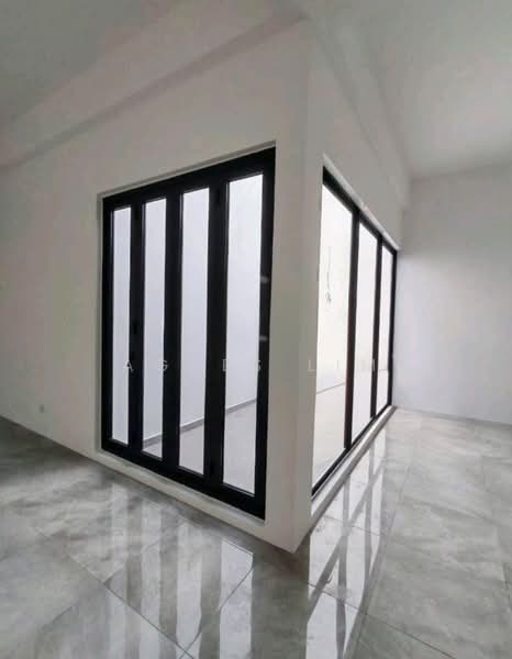 Shop / Office for Rent in Kampung Relau (Bukit Jambul) - Agnes Lim - PropertyGuru.com.my