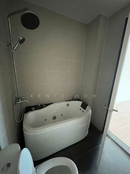 Rumah Teres 3 Tingkat untuk Dijual di Bandar Nusaputra (Puchong) - Kenix Hoh - Bathroom - PropertyGuru.com.my