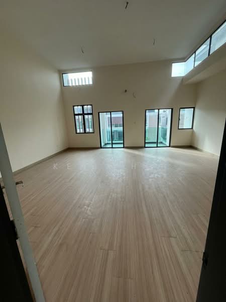 Rumah Teres 3 Tingkat untuk Dijual di Bandar Nusaputra (Puchong) - Kenix Hoh - PropertyGuru.com.my