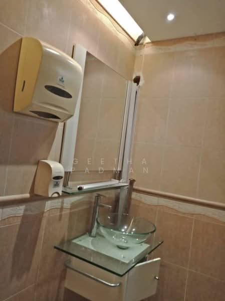 Kedai / Pejabat untuk Dijual di Kelana Jaya (Petaling Jaya) - Geetha Padman - PropertyGuru.com.my