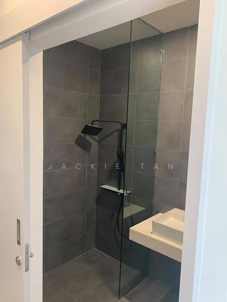 Servis Apartment untuk Disewa di The Mate @ Damansara Jaya - Jackie Tan - Bathroom - PropertyGuru.com.my