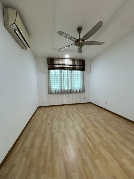 Rumah Teres 2.5 Tingkat untuk Dijual di Putra Heights (Subang Jaya) - Stella Sum - Bedroom - PropertyGuru.com.my