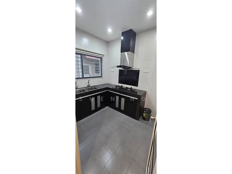 Rumah Teres 2 Tingkat untuk Dijual di Bandar Bukit Raja (Klang) - Suen Ng - Kitchen - PropertyGuru.com.my