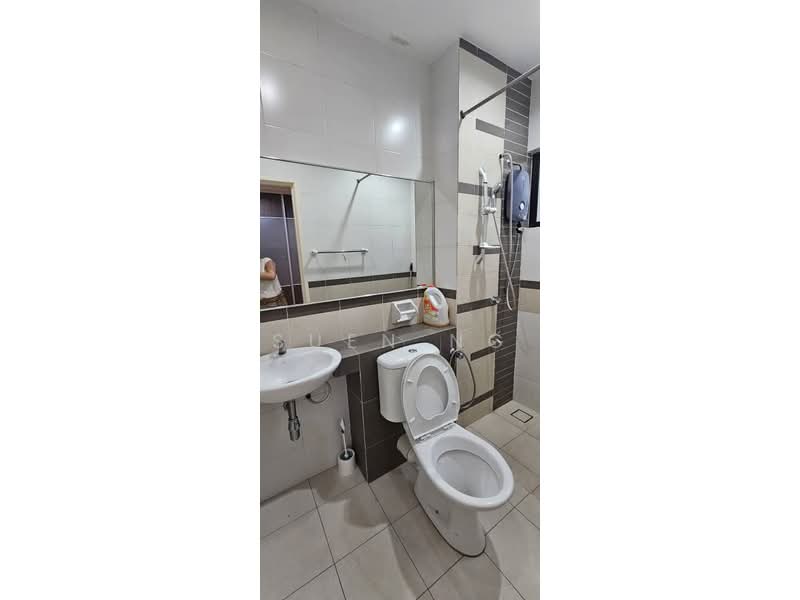 Rumah Teres 2 Tingkat untuk Dijual di Bandar Bukit Raja (Klang) - Suen Ng - Bathroom - PropertyGuru.com.my