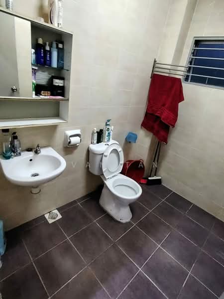 2-storey Terraced House for Sale in Bandar Teknologi Kajang (Kajang) - Ivan Tan - Bathroom - PropertyGuru.com.my