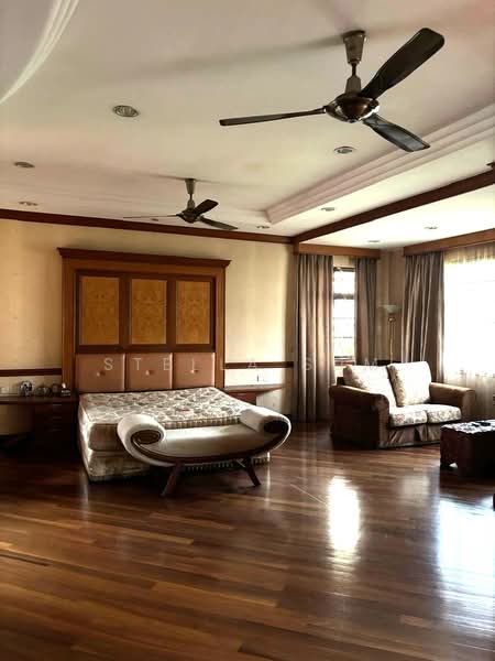 Bungalow House for Sale in Usj 5 (Subang Jaya) - Stella Sum - Master Bedroom - PropertyGuru.com.my