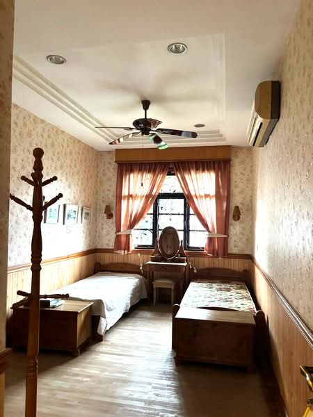 Bungalow House for Sale in Usj 5 (Subang Jaya) - Stella Sum - Bedroom - PropertyGuru.com.my