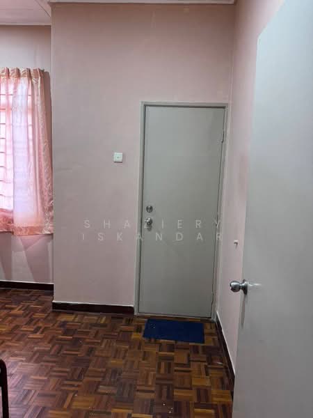 Rumah Teres 2 Tingkat untuk Dijual di Putra Permai (Subang Jaya) - Shaziery Iskandar - PropertyGuru.com.my