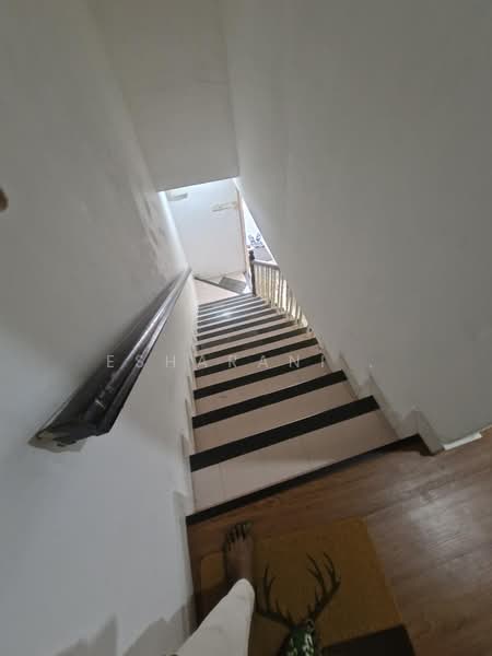Rumah Teres 2 Tingkat untuk Dijual di Taman Muhibbah (Seri Kembangan) - Esharani . - PropertyGuru.com.my