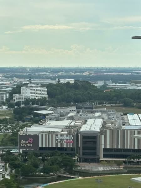 Service Residence for Sale at SUNSURIA FORUM SERVICED APARTMENT - Stella Sum - Setia City Mall view - PropertyGuru.com.my