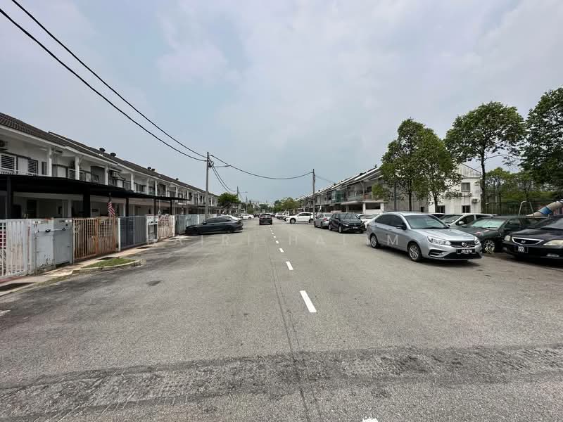 Townhouse for Sale in Taman Putra Perdana (Puchong) - Hairi Halim - PropertyGuru.com.my