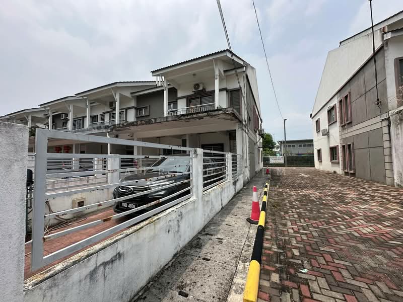 Townhouse for Sale in Taman Putra Perdana (Puchong) - Hairi Halim - PropertyGuru.com.my