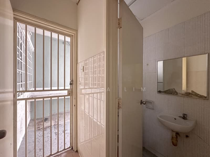Rumah Teres 2 Tingkat untuk Dijual di Mutiara Damansara (Selangor) - Tarsha Lim - Bathroom - PropertyGuru.com.my
