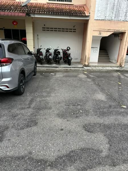 Apartment for Rent at Sri Awana Townhouse - Robbie Tan - PropertyGuru.com.my