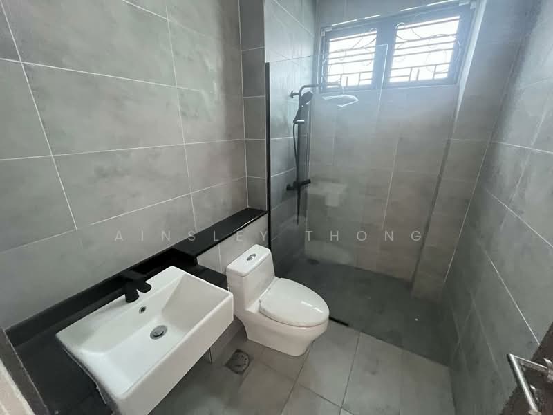 Rumah Berkembar untuk Dijual di Bandar Seri Botani (Ipoh) - Ainsley Thong - Bathroom - PropertyGuru.com.my