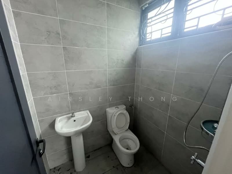 Rumah Berkembar untuk Dijual di Bandar Seri Botani (Ipoh) - Ainsley Thong - Bathroom - PropertyGuru.com.my