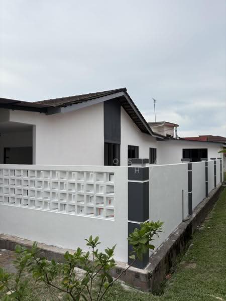 Rumah Teres 1-Tingkat untuk Dijual di Ujong Pasir (Melaka) - De Costa Timothy - PropertyGuru.com.my