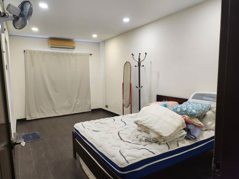 Rumah Teres 2 Tingkat untuk Disewa di SS2 (Petaling Jaya) - Joshua Fan - Bedroom - PropertyGuru.com.my