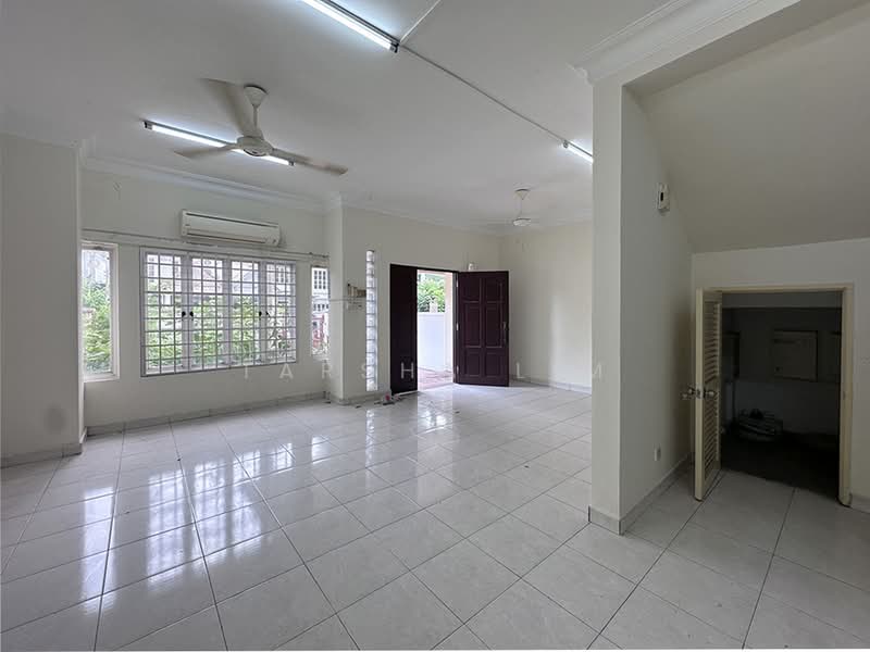 Rumah Teres 2 Tingkat untuk Dijual di Mutiara Damansara (Selangor) - Tarsha Lim - Living Room - PropertyGuru.com.my