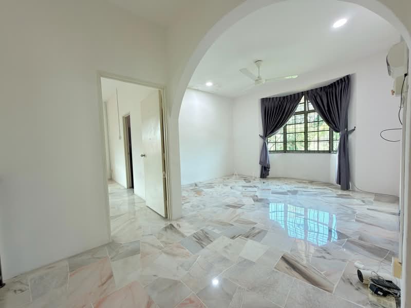 Rumah Berkembar untuk Dijual di Kluang (Johor) - May Tan - PropertyGuru.com.my