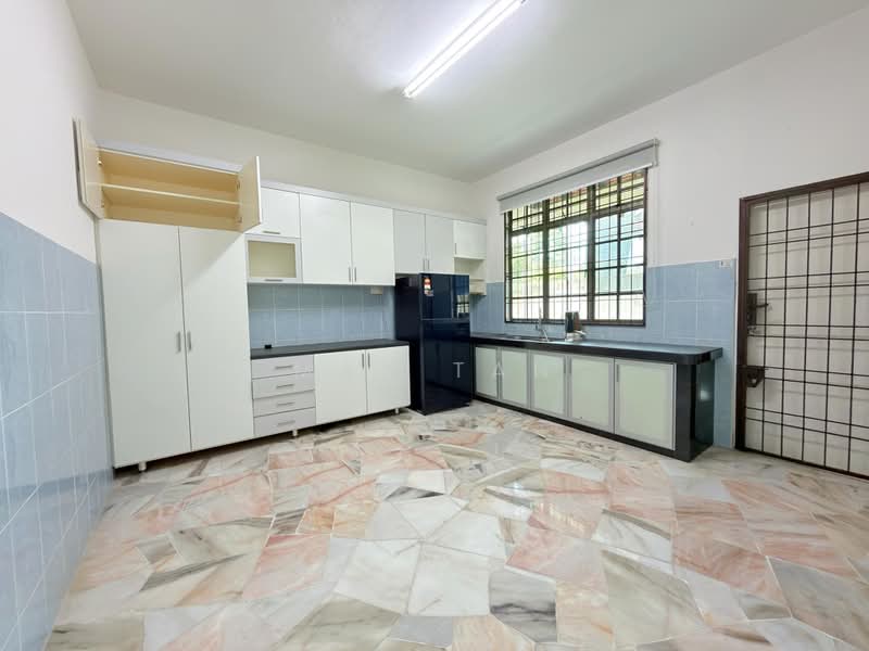Rumah Berkembar untuk Dijual di Kluang (Johor) - May Tan - PropertyGuru.com.my
