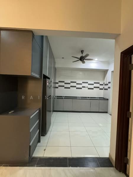Rumah Banglo untuk Dijual di Bayan Lepas (Penang) - Rainny Wong - Kitchen - PropertyGuru.com.my