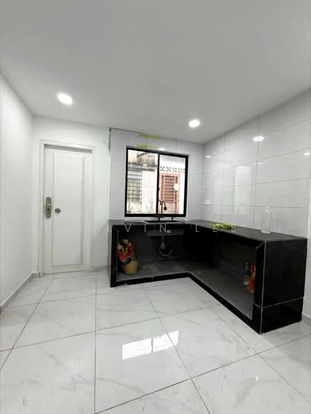 2-storey Terraced House for Sale in Bandar Baru Permas Jaya (Permas Jaya) - Calvin Lee - PropertyGuru.com.my