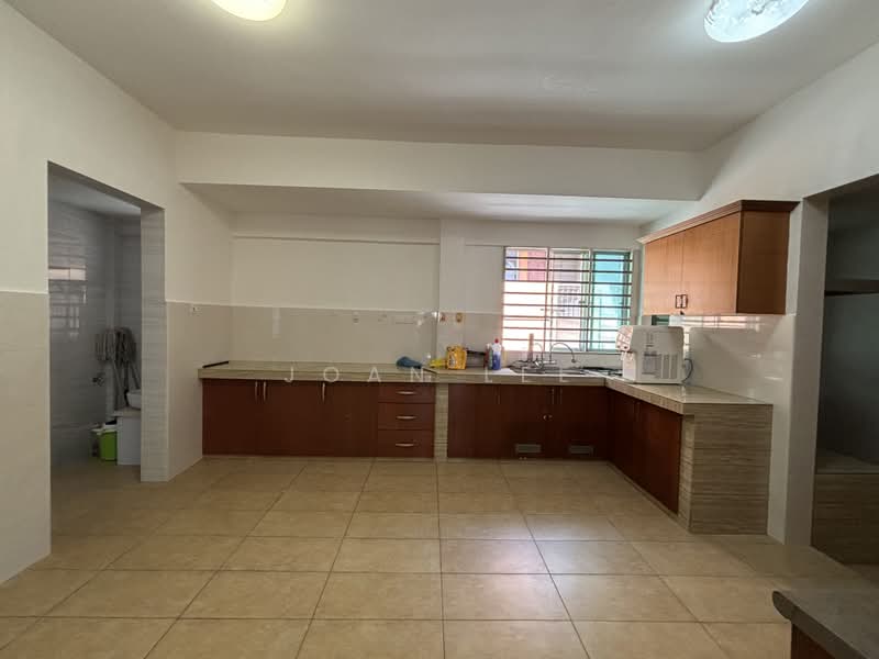 2-storey Terraced House for Sale in Subang Jaya (Selangor) - Joan Lee - Kitchen - PropertyGuru.com.my