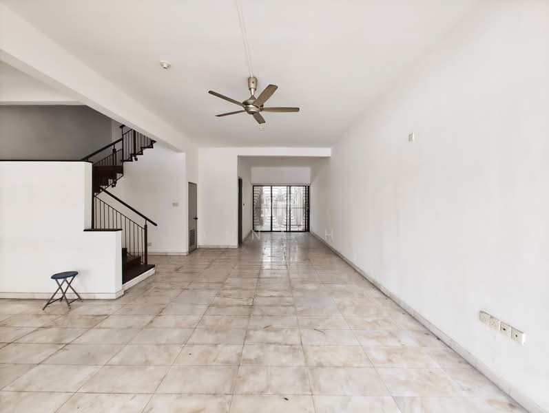 3-storey Terraced House for Sale in Taman Esplanad (Bukit Jalil) - Anna H - Living Room - PropertyGuru.com.my