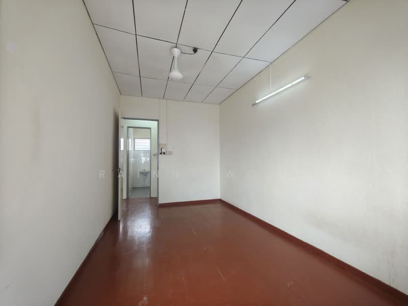 Rumah Teres untuk Dijual di Island Glades (Jelutong) - Rainny Wong - PropertyGuru.com.my
