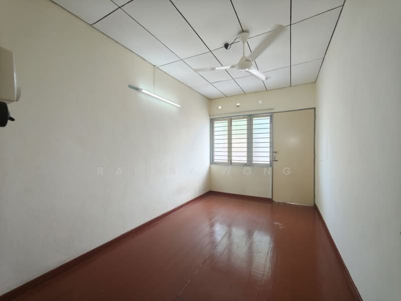 Rumah Teres untuk Dijual di Island Glades (Jelutong) - Rainny Wong - PropertyGuru.com.my