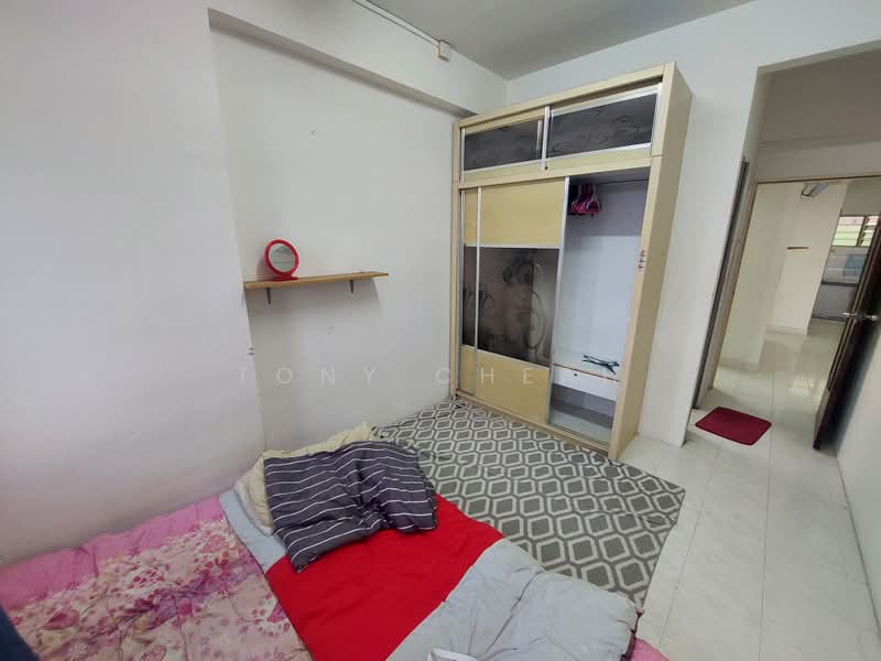 Apartment for Sale at GL Garden - Tony Cheah - Bedroom - PropertyGuru.com.my